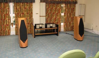 conrad-johnson LP275M mono power amplifiers, finite elemente Emperor equipment support, Cardas Clear Beyond loudspeaker cables, Avalon Time loudspeakers