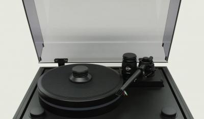 Kuzma STABI M open front