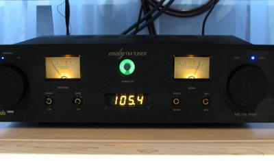 Magnum Dynalab MD-106T analogue valve FM tuner and its magical 'magic eye'
